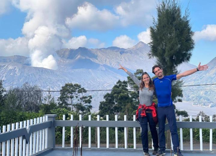 Javalindra Homestay Tour And Travel Banyuwangi  Esterno foto