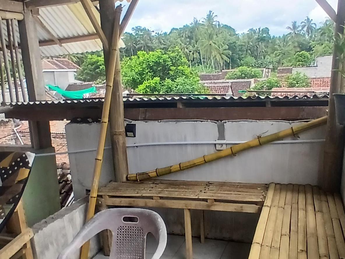 Javalindra Homestay Tour And Travel Banyuwangi  Esterno foto